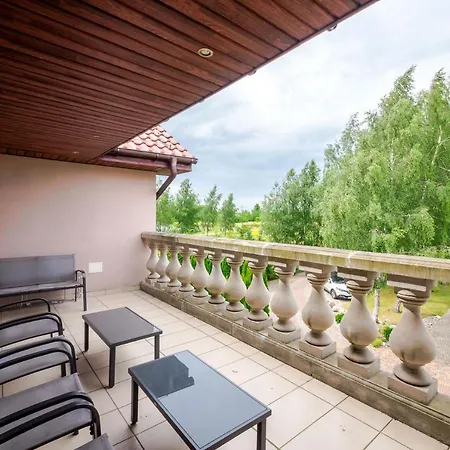 Finezja Goscinne Проживание в семье Мельно