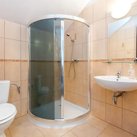 Finezja Goscinne منزل للإقامة ميلنو